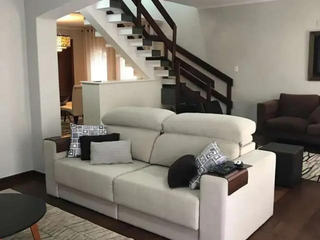 Casa / Sobrado para Venda em Guarulhos/SP Jardim Santa Mena 3 Quartos