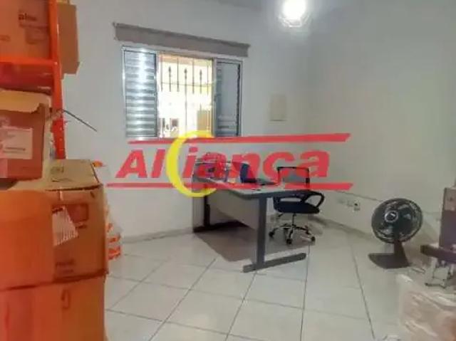 Casa / Sobrado para Venda em Guarulhos/SP Jardim Santa Mena 3 Quartos