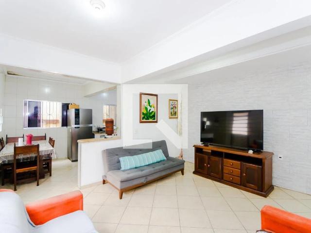 Casa / Sobrado para Venda em Guarulhos/SP Macedo 3 Quartos