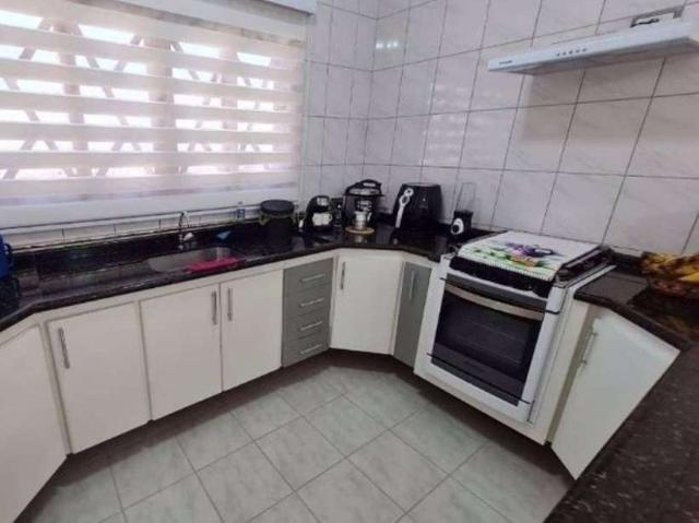 Casa / Sobrado para Venda em Guarulhos/SP Parque Continental II 3 Quartos