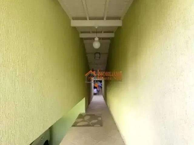 Casa / Sobrado para Venda em Guarulhos/SP Parque Flamengo 3 Quartos
