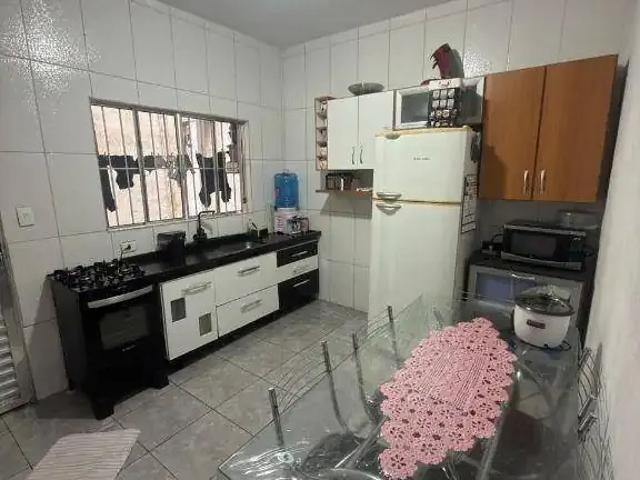 Casa / Sobrado para Venda em Guarulhos/SP Parque Flamengo 4 Quartos