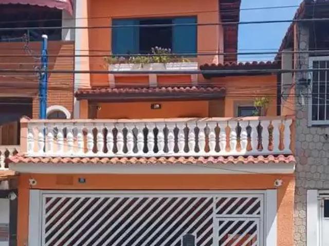 Casa / Sobrado para Venda em Guarulhos/SP Parque Renato Maia 4 Quartos