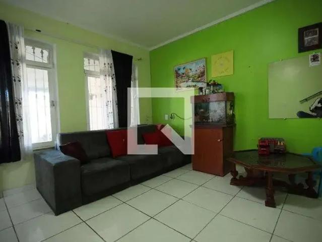 Casa / Sobrado para Venda em Guarulhos/SP Picanço 2 Quartos
