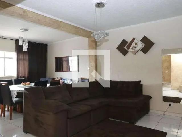 Casa / Sobrado para Venda em Guarulhos/SP Picanço 2 Quartos