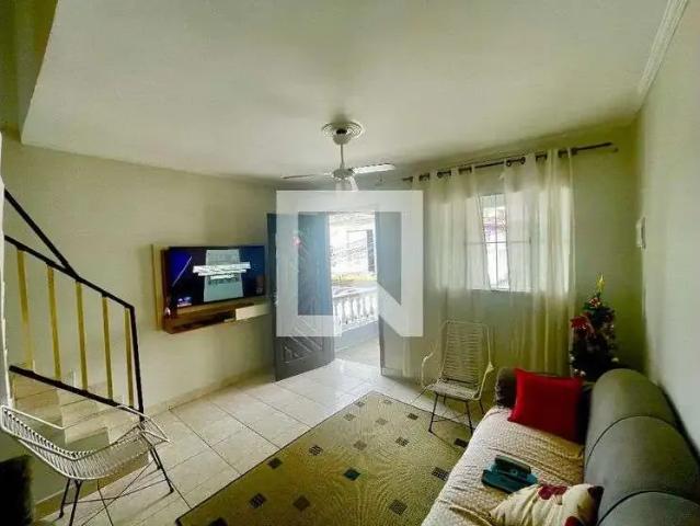 Casa / Sobrado para Venda em Guarulhos/SP Picanço 2 Quartos