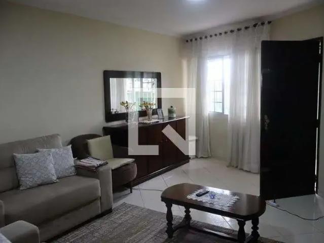 Casa / Sobrado para Venda em Guarulhos/SP Picanço 3 Quartos