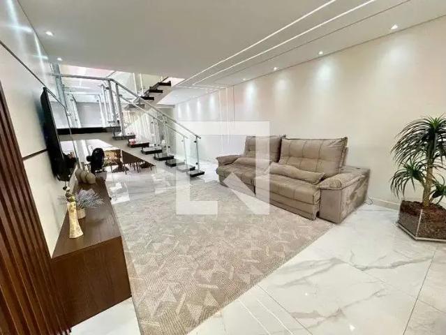 Casa / Sobrado para Venda em Guarulhos/SP Picanço 3 Quartos