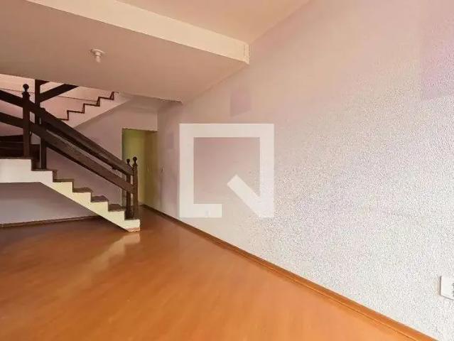 Casa / Sobrado para Venda em Guarulhos/SP Picanço 4 Quartos