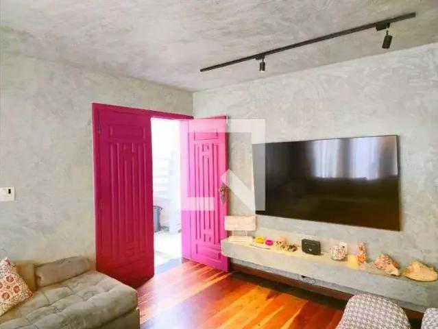 Casa / Sobrado para Venda em Guarulhos/SP Picanço 4 Quartos
