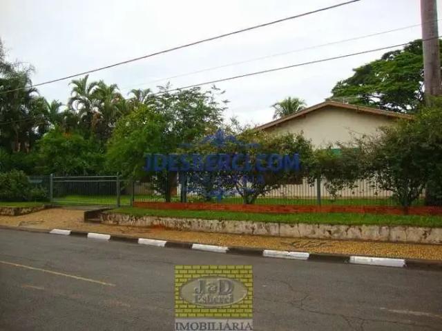 Casa / Sobrado para Venda em Holambra/SP Centro 4 Quartos