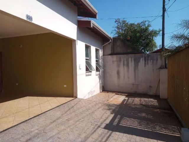 Casa / Sobrado para Venda em Hortolândia/SP Loteamento Remanso Campineiro 4 Quartos