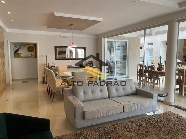 Casa / Sobrado para Venda em Hortolândia/SP Residencial Jardim de Mônaco 4 Quartos