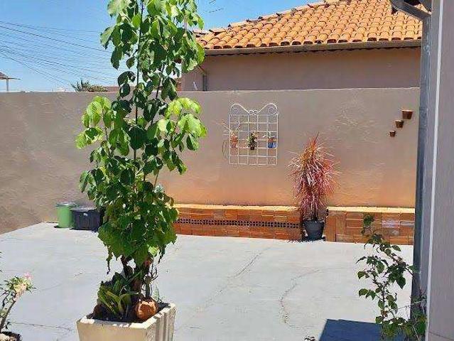 Casa / Sobrado para Venda em Hortolândia/SP Vila Real Continuaçao 3 Quartos