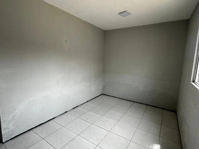 Casa / Sobrado para Venda em Horizonte/CE Diadema 2 Quartos