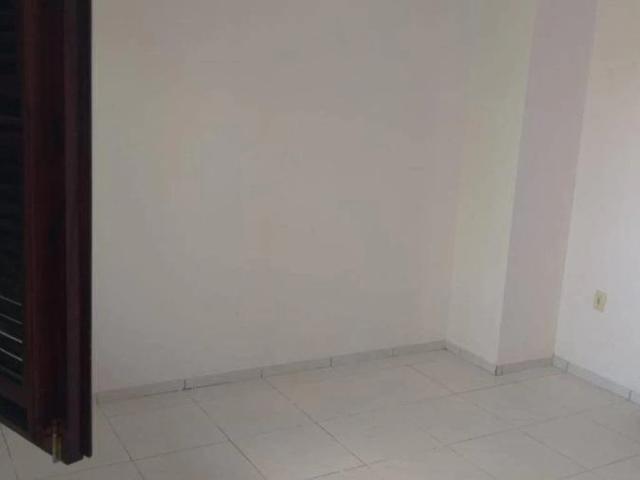 Casa / Sobrado para Venda em Horizonte/CE Mal Cozinhado 3 Quartos