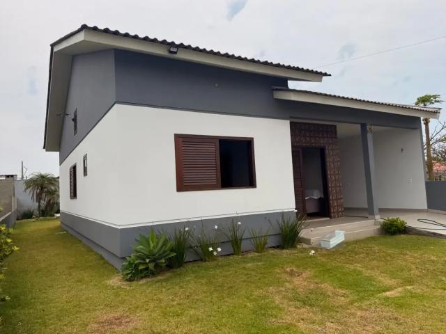 Casa / Sobrado para Venda em Içara/SC Balneário Rincão 3 Quartos