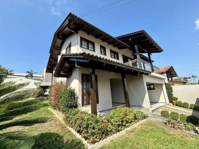 Casa / Sobrado para Venda em Içara/SC Centro 3 Quartos