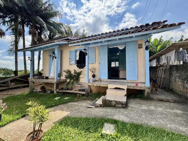 Casa / Sobrado para Venda em Içara/SC Raichaski 3 Quartos