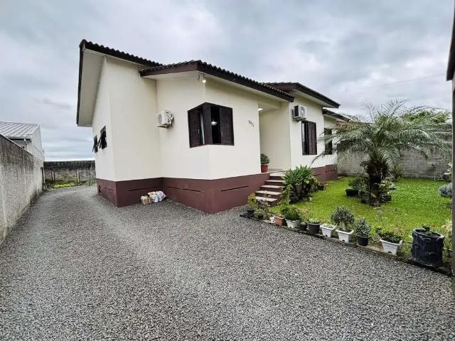 Casa / Sobrado para Venda em Içara/SC Tereza Cristina 3 Quartos