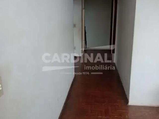 Casa / Sobrado para Venda em Ibaté/SP Centro 3 Quartos