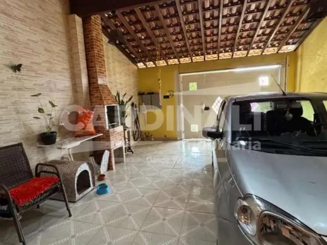 Casa / Sobrado para Venda em Ibaté/SP Conjunto Habitacional Comendador Nello Morganti 3 Quartos