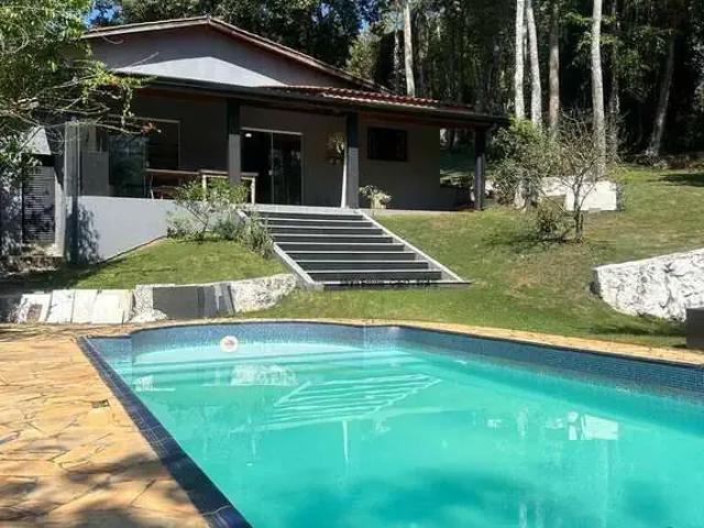 Casa / Sobrado para Venda em Ibiúna/SP Cocais 3 Quartos