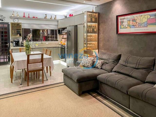 Casa / Sobrado para Venda em Ibiporã/PR Vila Romana 2 Quartos