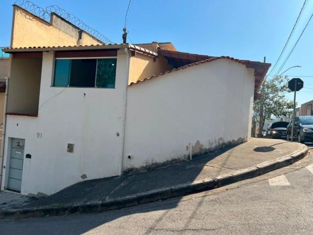 Casa / Sobrado para Venda em Ibirité/MG Eldorado Parque Durval de Barros 3 Quartos