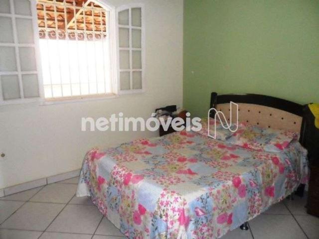 Casa / Sobrado para Venda em Ibirité/MG Ouro Negro 2 Quartos