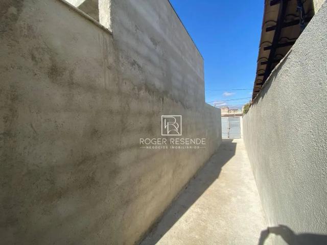 Casa / Sobrado para Venda em Igarapé/MG Canarinho 2 Quartos