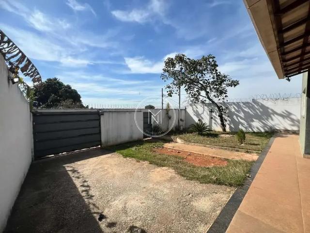 Casa / Sobrado para Venda em Igarapé/MG Pousada Del Rei 4 Quartos