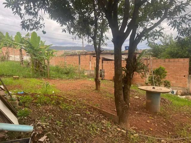 Casa / Sobrado para Venda em Igarapé/MG Planalto Industrial 2 Quartos