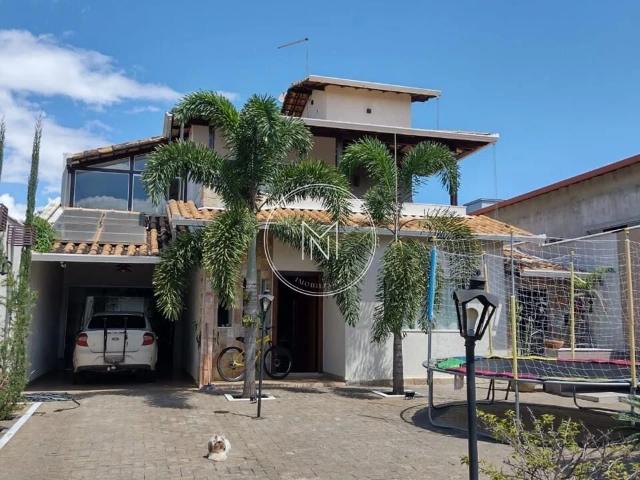 Casa / Sobrado para Venda em Igarapé/MG Três Poderes 3 Quartos