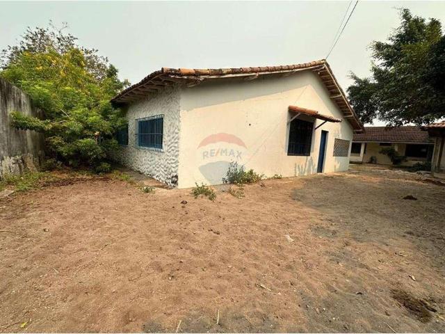 Casa / Sobrado para Venda em Iguaba Grande/RJ Centro 7 Quartos