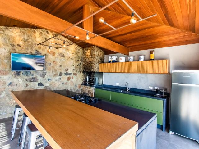 Casa / Sobrado para Venda em Ilhabela/SP Centro 5 Quartos