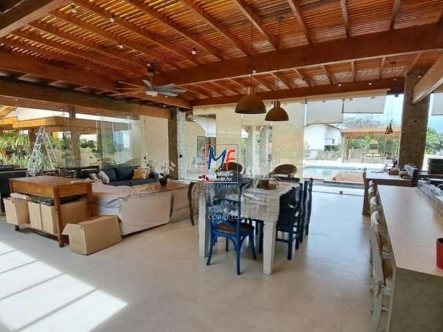 Casa / Sobrado para Venda em Ilhabela/SP Perequê 4 Quartos