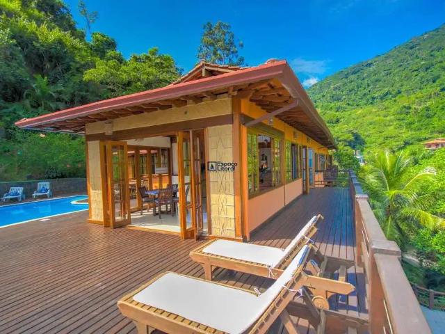Casa / Sobrado para Venda em Ilhabela/SP Santa Tereza 8 Quartos