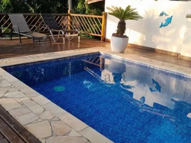 Casa / Sobrado para Venda em Ilhabela/SP Veloso 3 Quartos