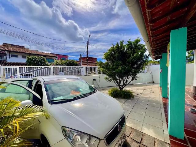 Casa / Sobrado para Venda em Ilhéus/BA Pontal 3 Quartos