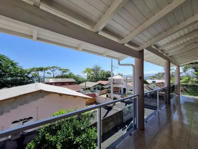 Casa / Sobrado para Venda em Imaruí/SC Centro 4 Quartos