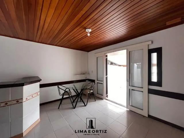 Casa / Sobrado para Venda em Imbé/RS Centro 1 Quartos