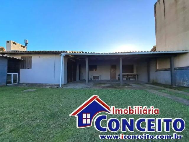 Casa / Sobrado para Venda em Imbé/RS Centro 2 Quartos
