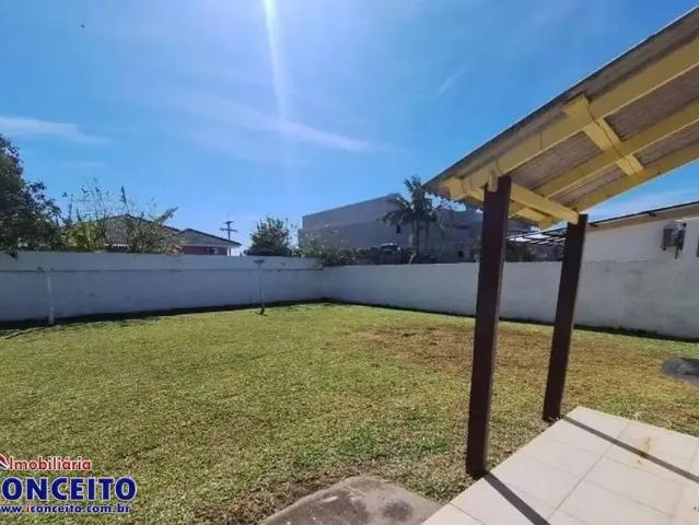 Casa / Sobrado para Venda em Imbé/RS Centro 3 Quartos