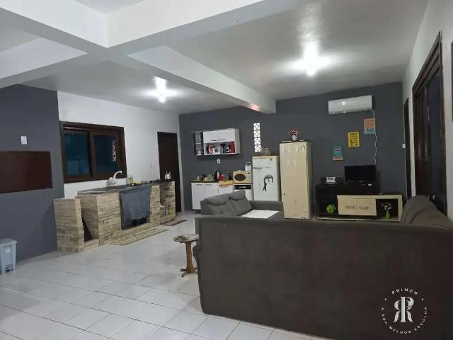 Casa / Sobrado para Venda em Imbé/RS Centro 3 Quartos