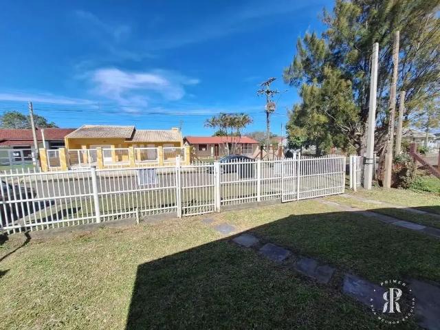 Casa / Sobrado para Venda em Imbé/RS Centro 3 Quartos