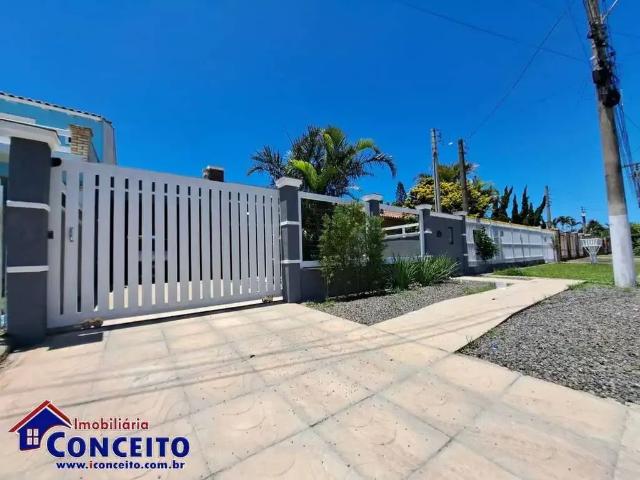 Casa / Sobrado para Venda em Imbé/RS Centro 3 Quartos