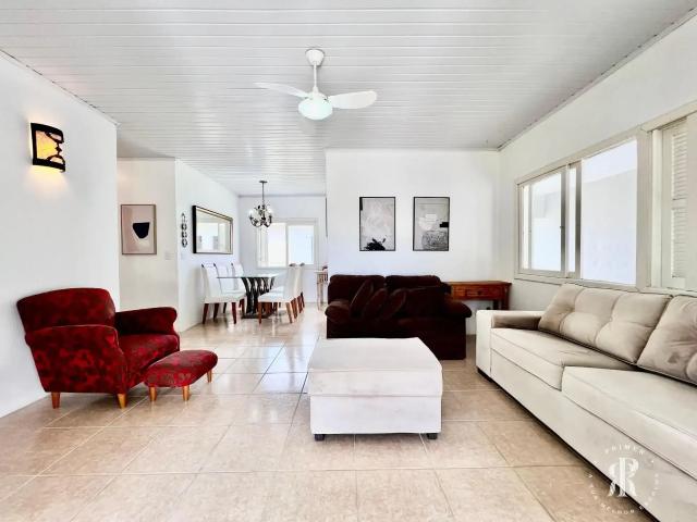 Casa / Sobrado para Venda em Imbé/RS Centro 3 Quartos