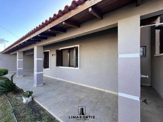 Casa / Sobrado para Venda em Imbé/RS Centro 3 Quartos
