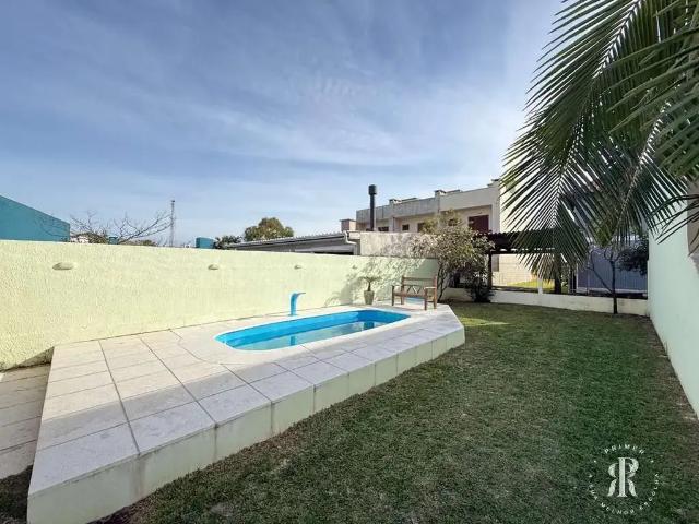 Casa / Sobrado para Venda em Imbé/RS Centro 3 Quartos